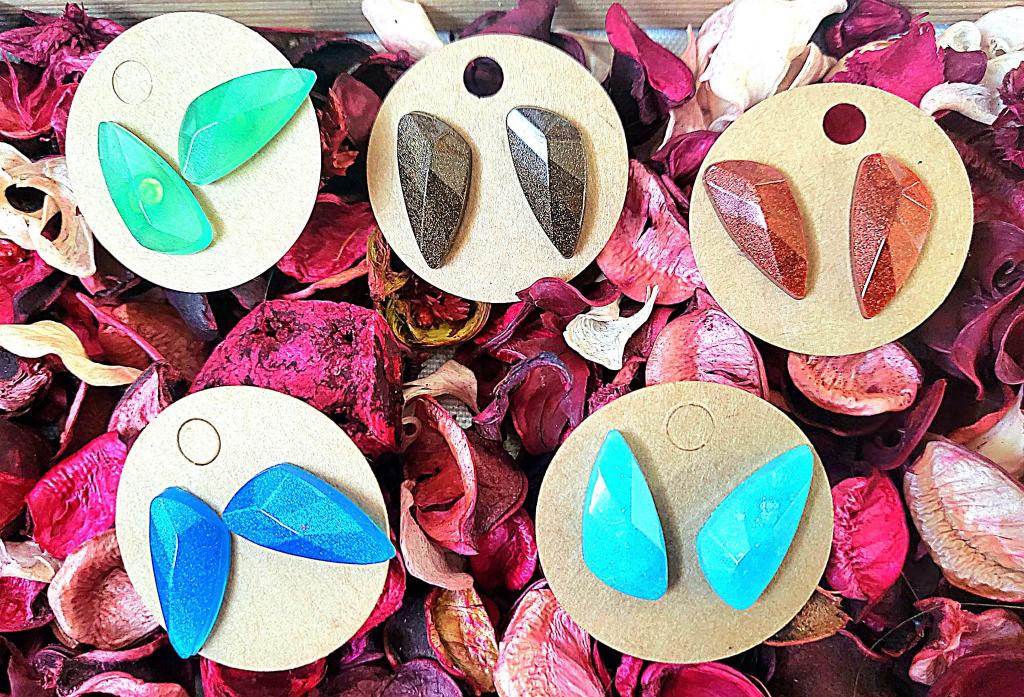 boucles d oreilles a clous losange